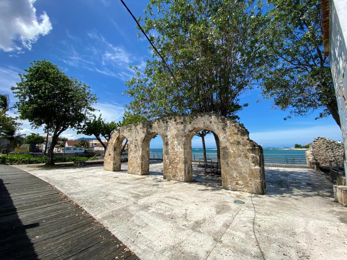 Villa Phare Caraibes Guadeloupe - Rooftop Jacuzzi & Ocean View Le Moule Bagian luar foto
