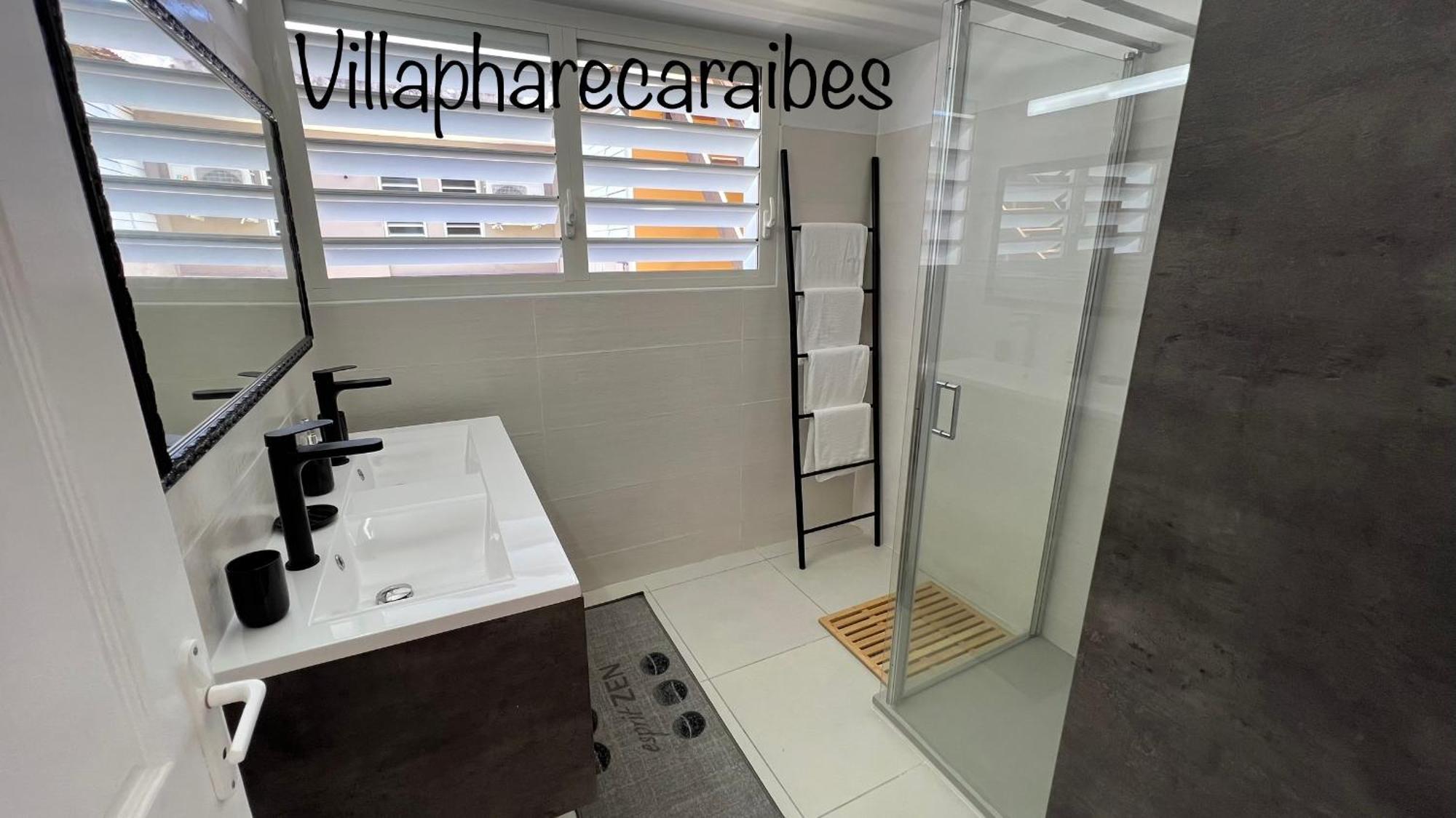 Villa Phare Caraibes Guadeloupe - Rooftop Jacuzzi & Ocean View Le Moule Bagian luar foto